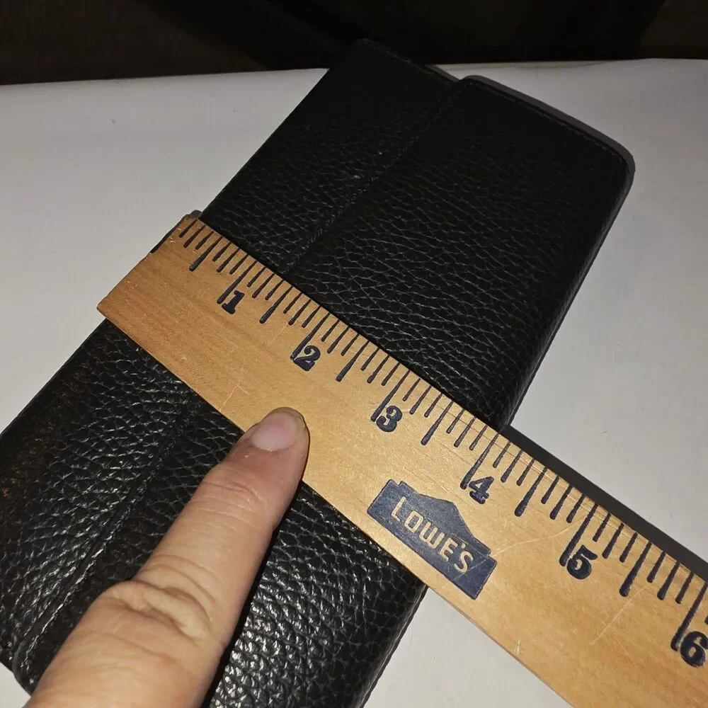 CUYANA Black Pebbled Leather Snap Closure Full Size Minimalist Card Slots Wallet - Picture 11 of 13